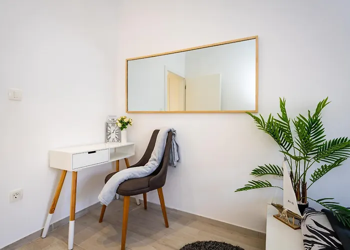 Дом отдыха My Dalmatia - Gajser With Private Swimming Pool *