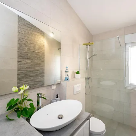 My Dalmatia - Gajser With Private Swimming Pool