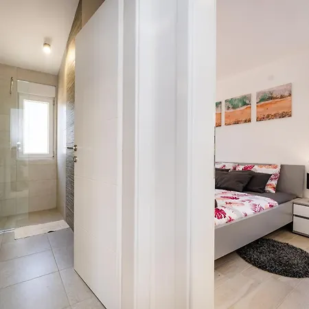 My Dalmatia - Gajser With Private Swimming Pool Dom wakacyjny