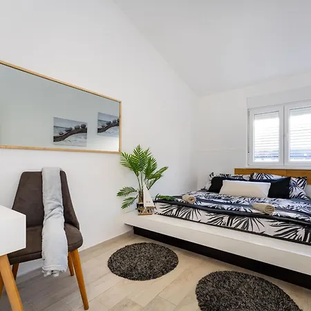 My Dalmatia - Gajser With Private Swimming Pool