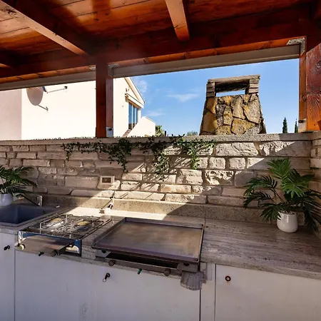 My Dalmatia - Gajser With Private Swimming Pool