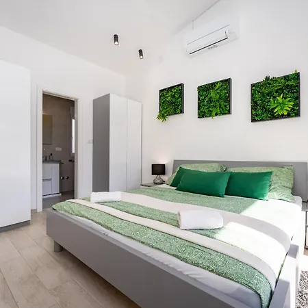 Dom wakacyjny My Dalmatia - Gajser With Private Swimming Pool