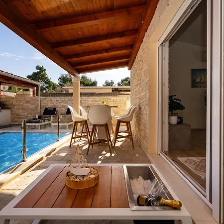 My Dalmatia - Gajser With Private Swimming Pool