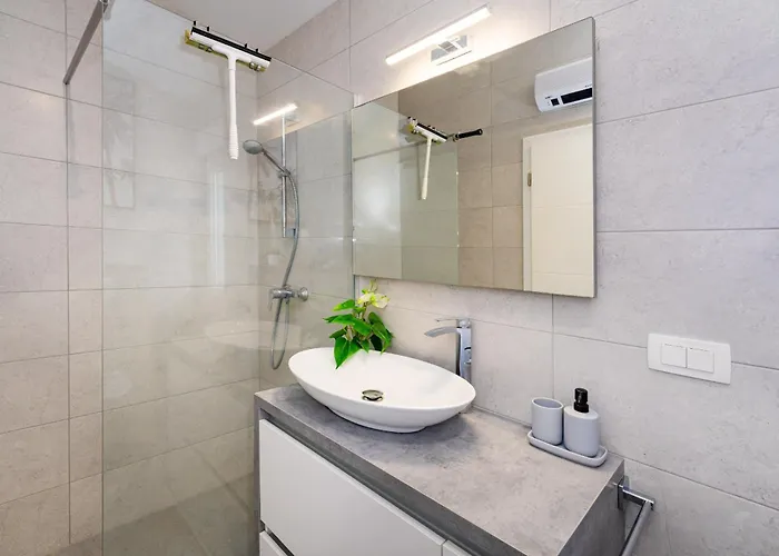 My Dalmatia - Gajser With Private Swimming Pool * 维尔